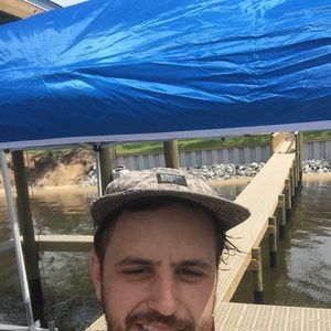 Meet your Posher, Justin